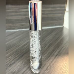 Essence Extreme Shine Volume Lip Gloss